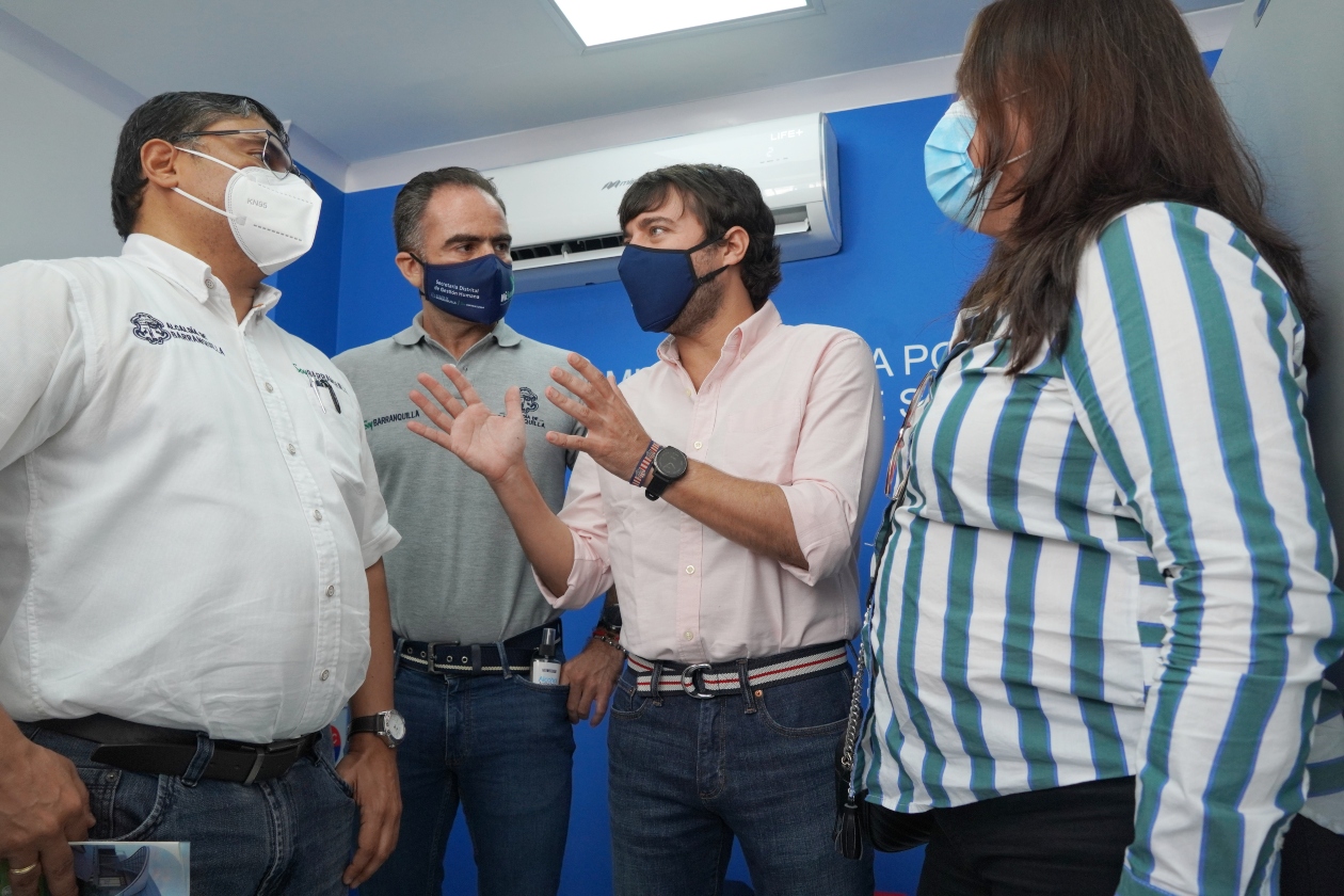 El secretario de Salud, Humberto Mendoza y el Alcalde de Barranquilla, Jaime Pumarejo.