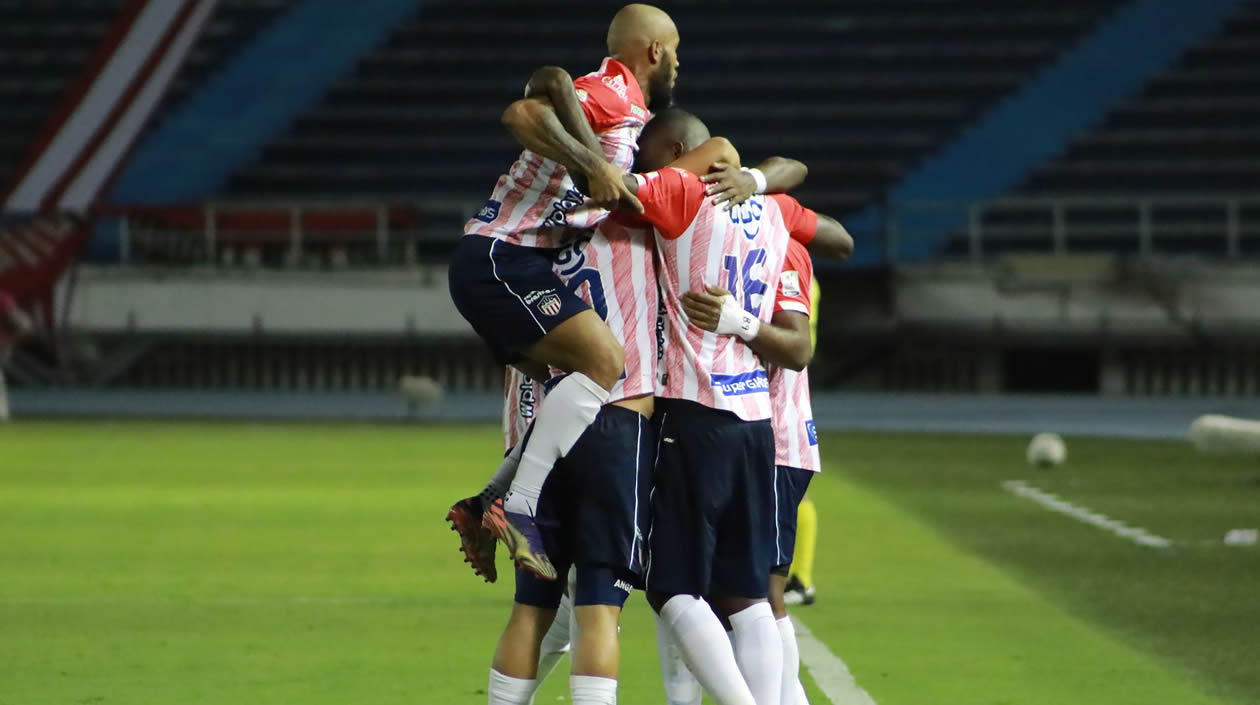 Celebración juniorista del gol de Miguel Ángel Borja.