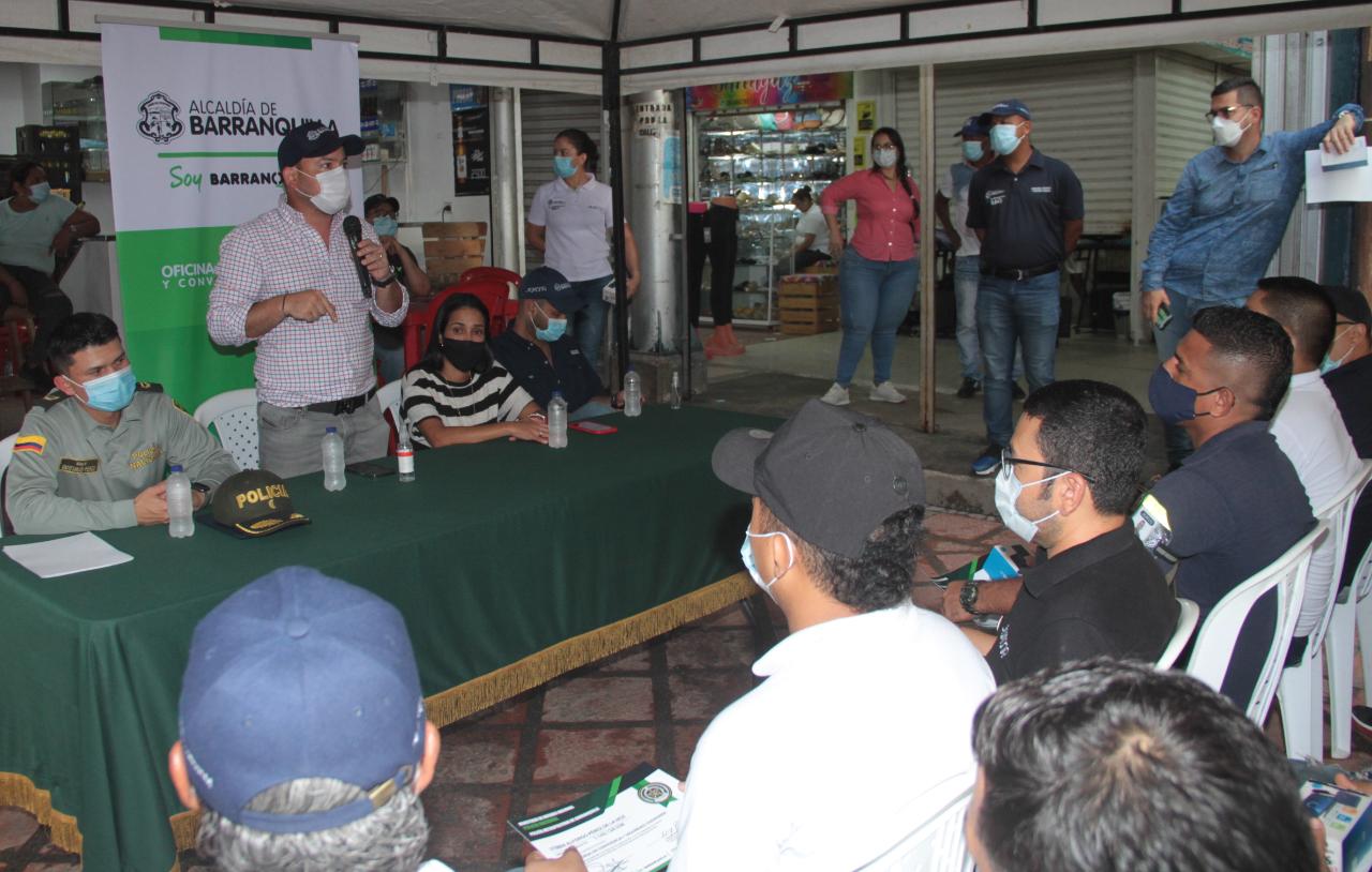 El mejoramiento de la comunicación entre comunidad y autoridades es una de las principales estrategias que está impulsando la Administración distrital para garantizar la seguridad a todos los ciudadanos.