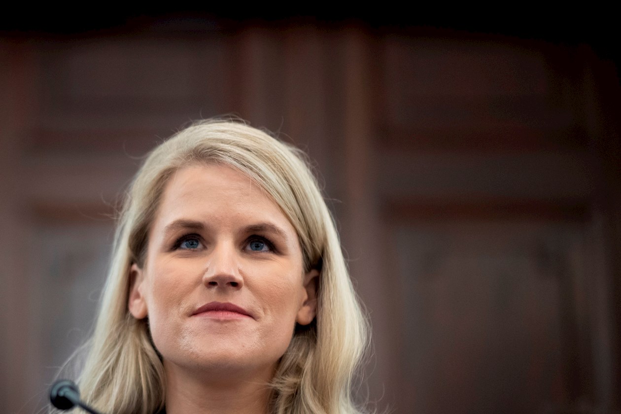 EFE/EPA/Drew Angerer / POOL La exempleada de Facebook Frances Haugen.