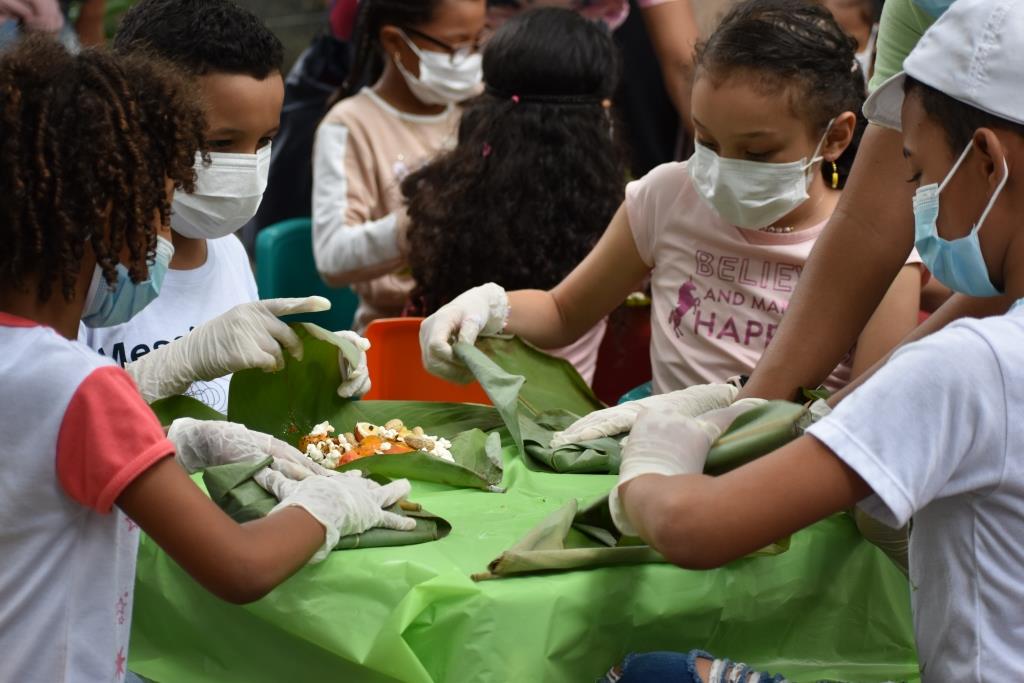 Los niños divirtiéndos en el Zoo de Barranquilla.