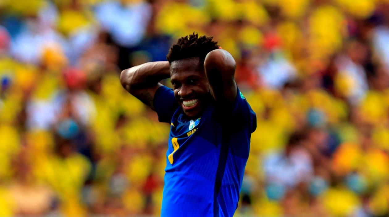 Fred de Brasil se lamenta hoy, en el partido de las eliminatorias sudamericanas para el Mundial de Catar 2022