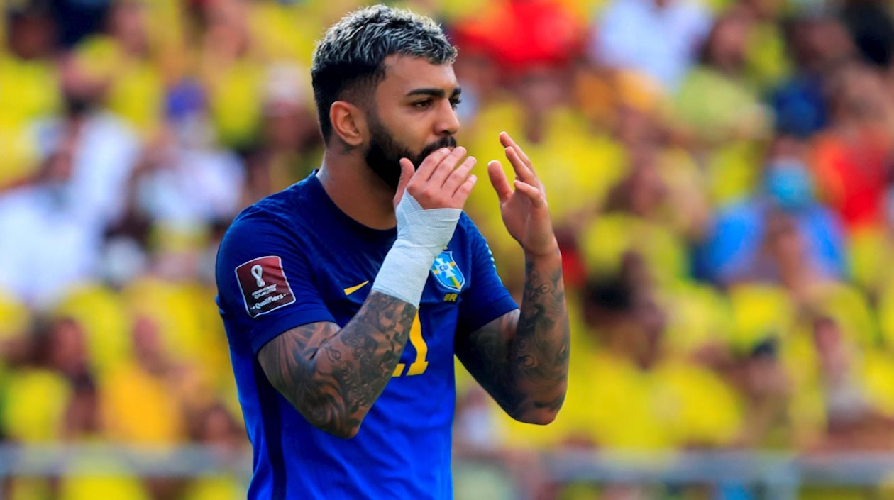 Gabriel Barbosa 'Gabi' de Brasil se lamenta hoy