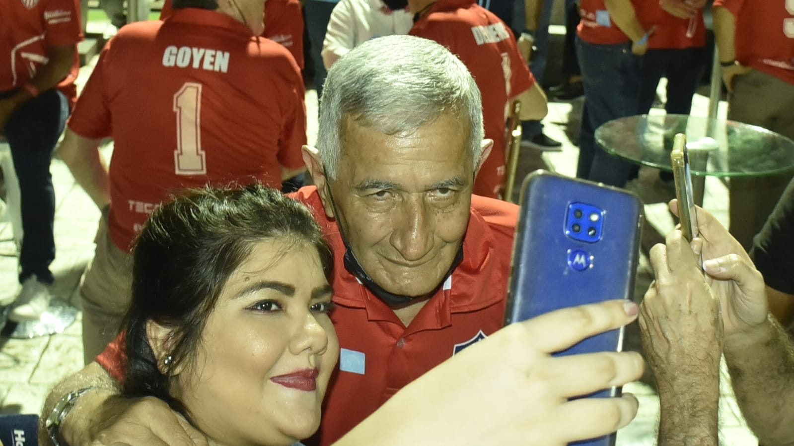 Juan Ramón Verón admirados por nuevas generaciones de junioristas.