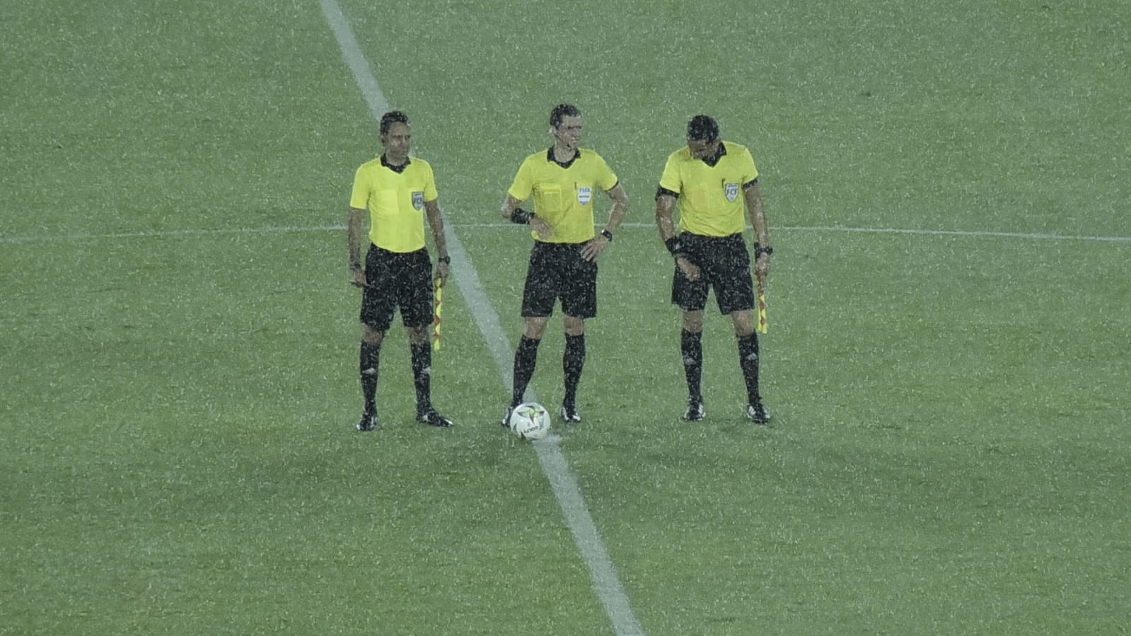 La terna arbitral.