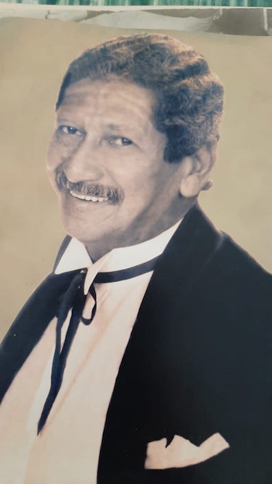 En una portada artística.