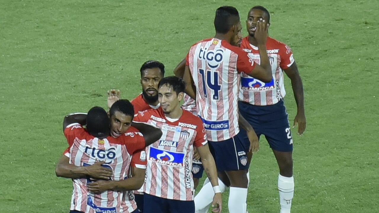 Celebración del gol de Edwuin Cetré.