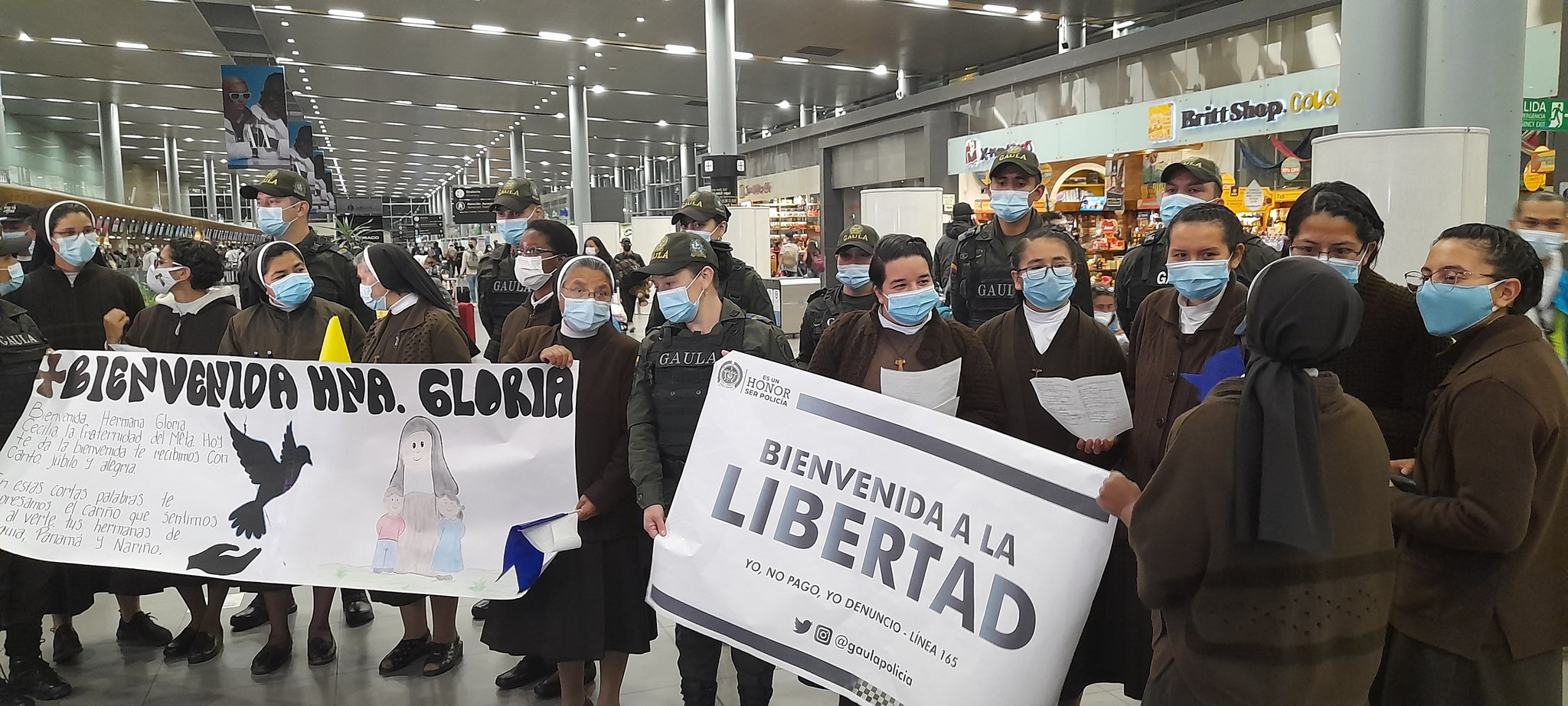 La comunidad religiosa de Gloria Cecilia Narváez la recibió en Bogotá.