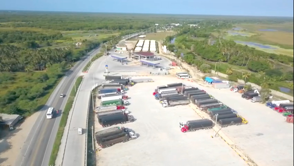 Panorámica del complejo: abajo el servicio de enturnamiento; en el medio la EDS y arriba el Hotel La Magdalena.