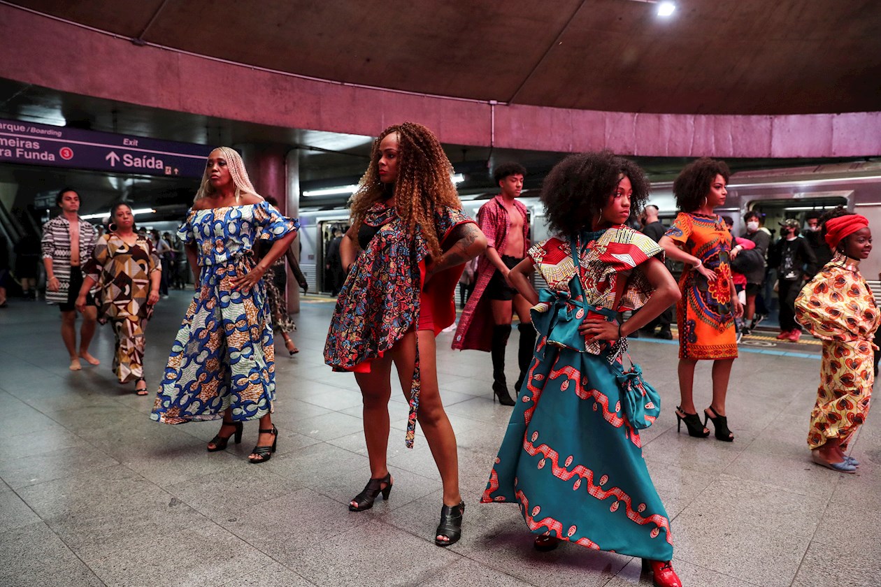 El proyecto "Moda Cidadã, Quebrando o Preconceito" es una iniciativa de la ONG Instituto Akhanda