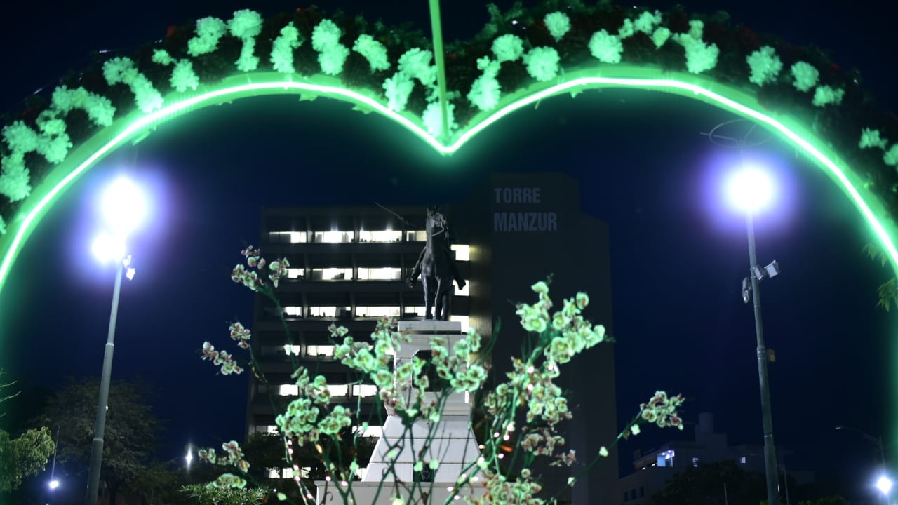 Un corazón para la vista del Paseo Bolívar.