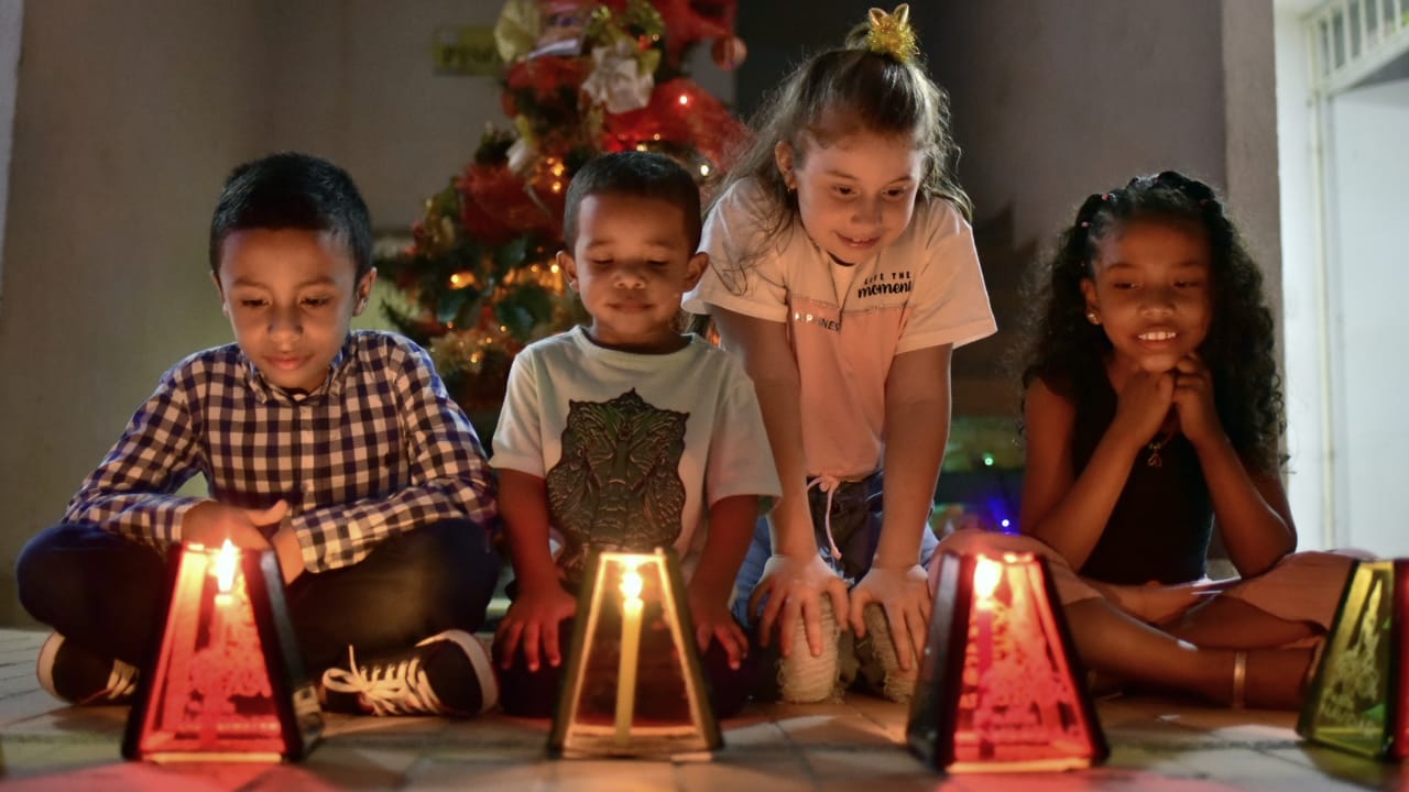 Samuel López, Amram García, Sofía Álvarez y Briana García, mantienen la tradición.