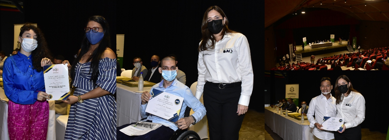 La secretaria de Cultura y Patrimonio, María Teresa Fernández Iglesias, con algunos de los graduados.