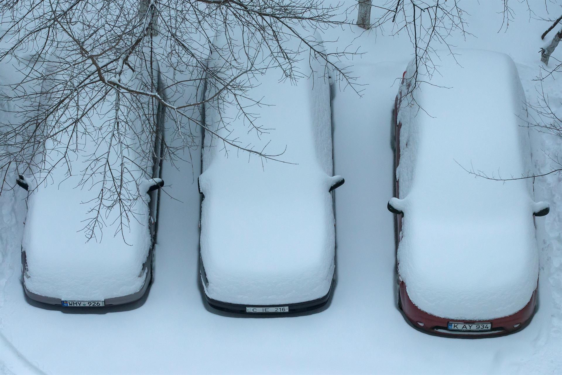 Vehículos con nieve. 