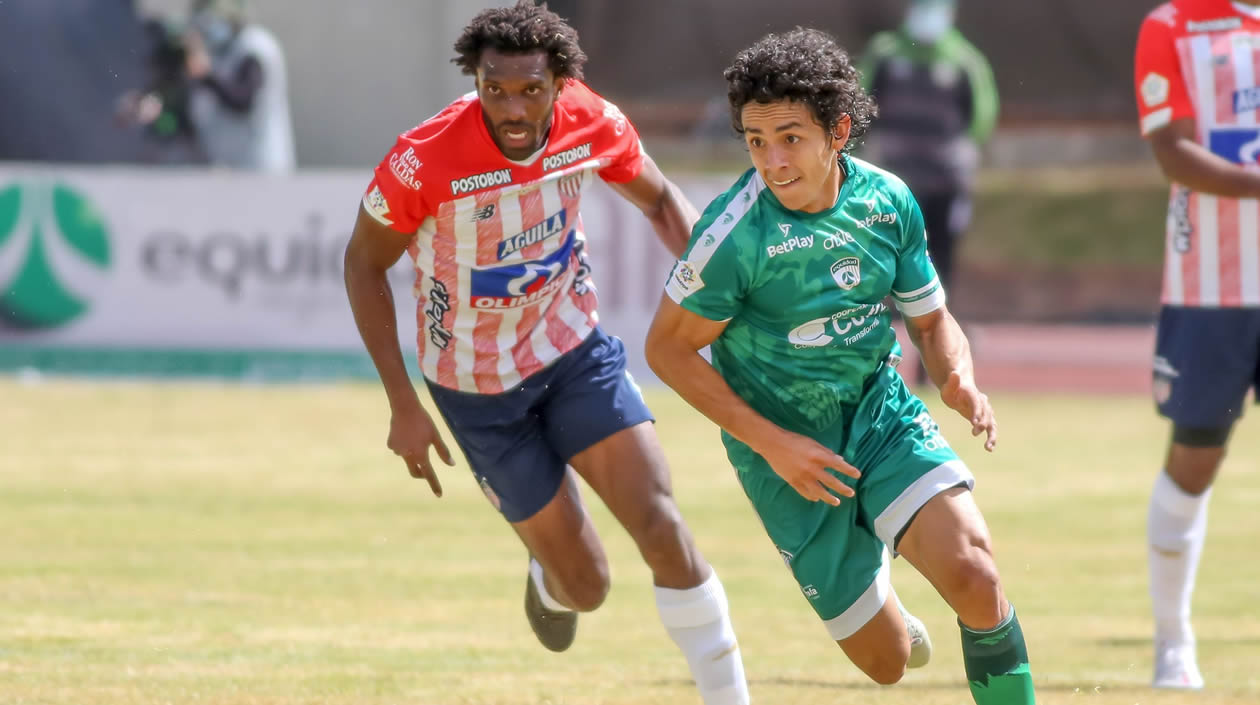Daniel Mantilla dejando la marca de Didier Moreno.