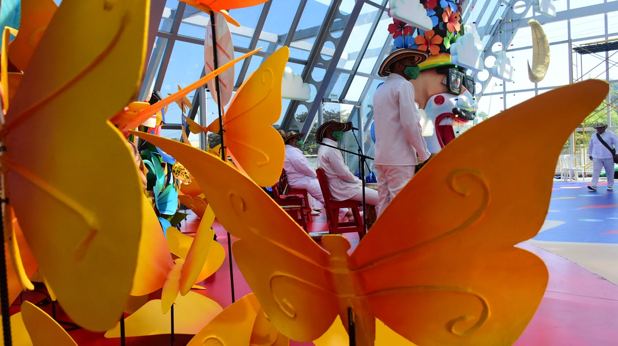 Ruta de la Tradición desde el Cubo de Cristal, en la Plaza de la Paz. 
