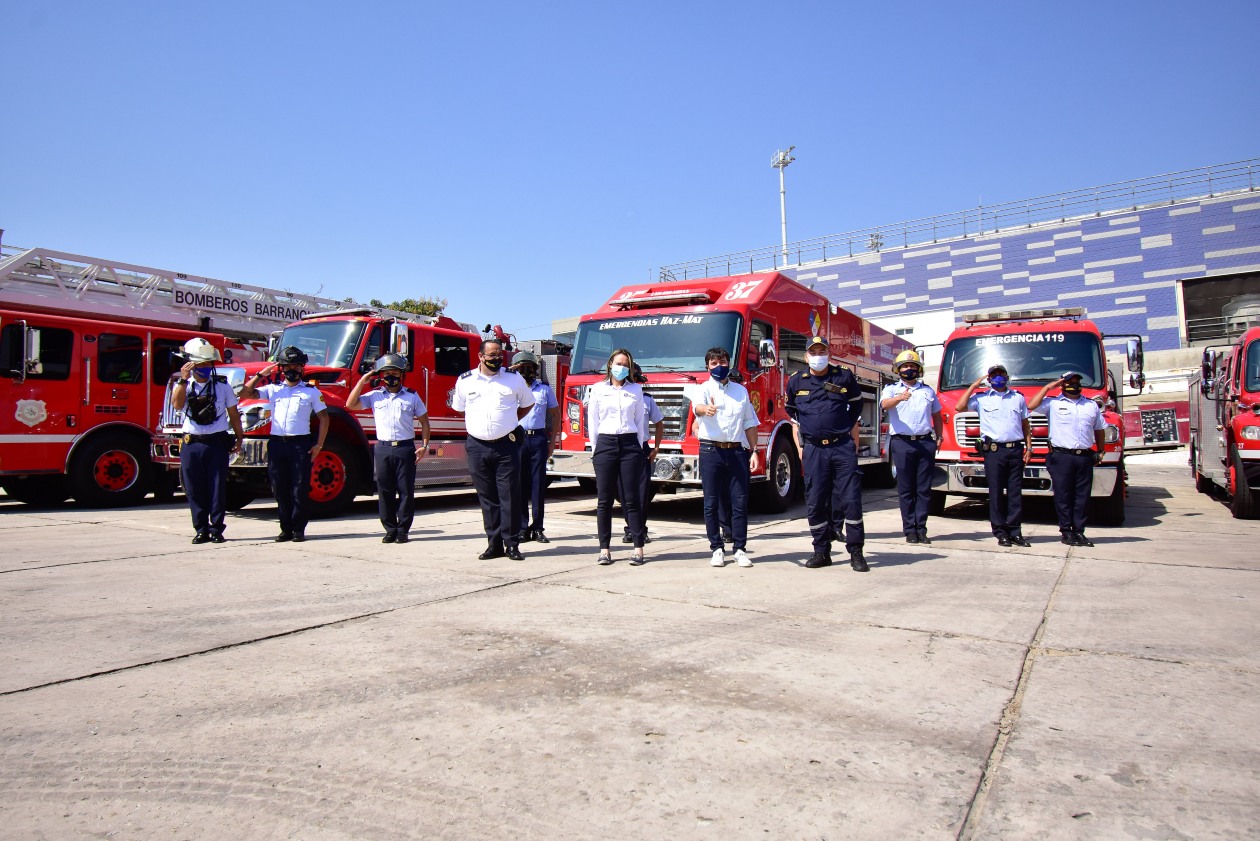 Acto de entrega de los nuevos equipos de protección.