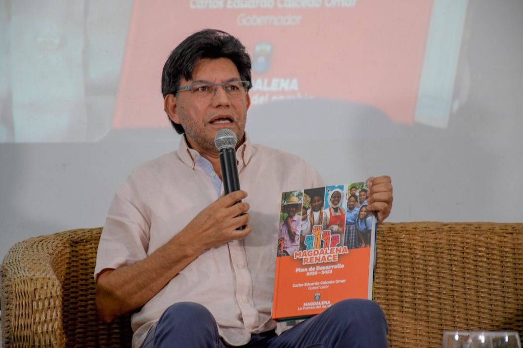 El Secretario del Interior José Humberto Torres durante la presentación.