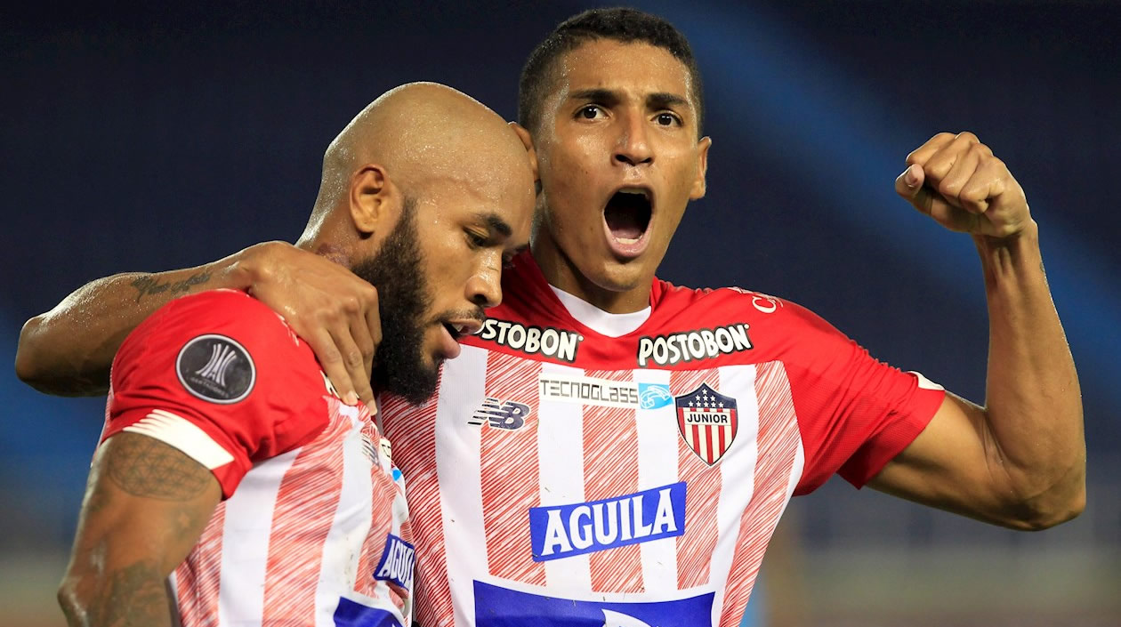 Freddy Hinestroza celebrando el tercero de la noche.
