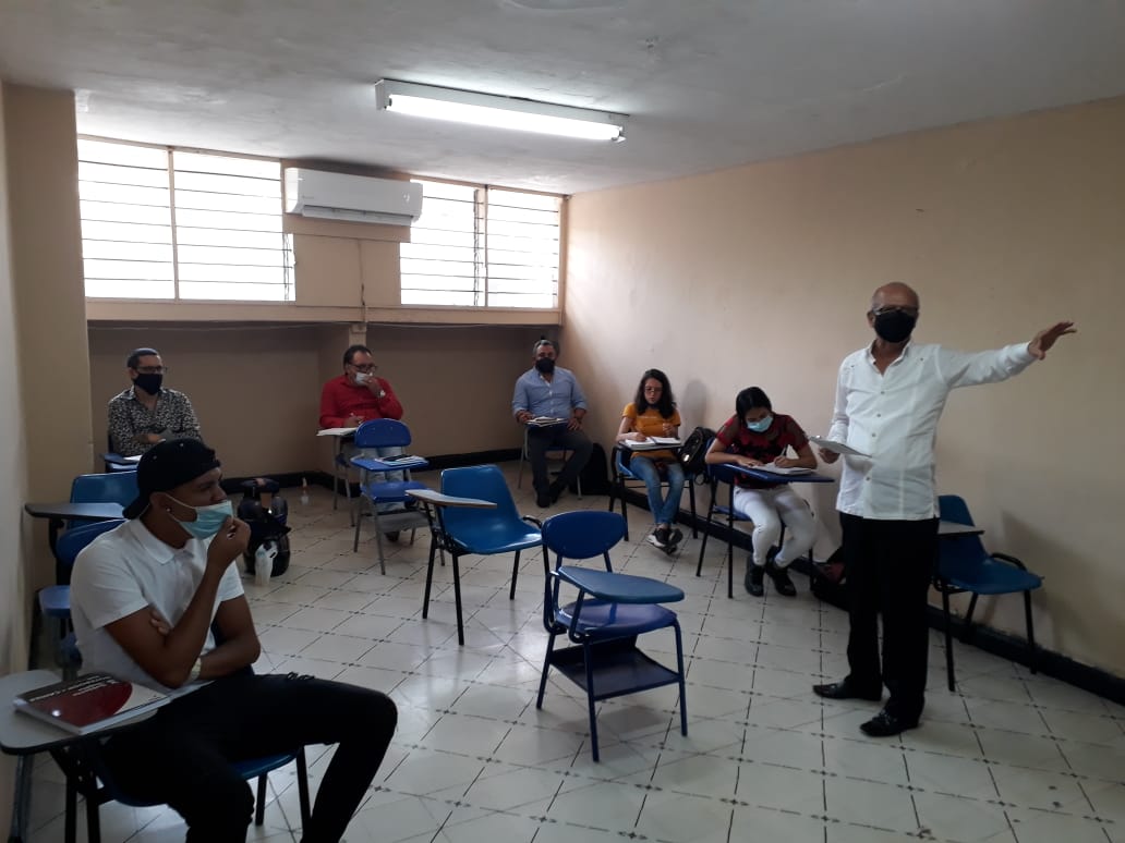 En labor de docente