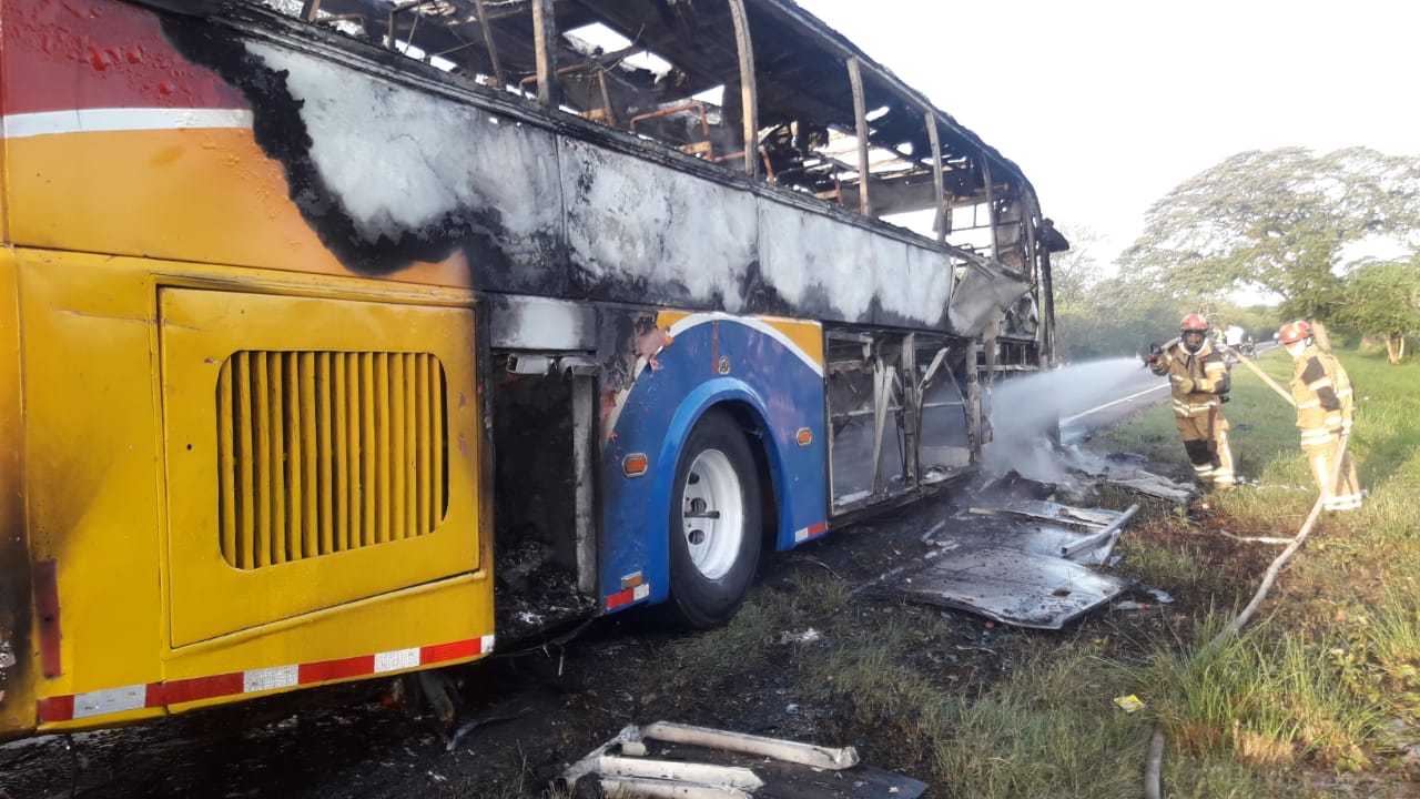 Bus que se incendió