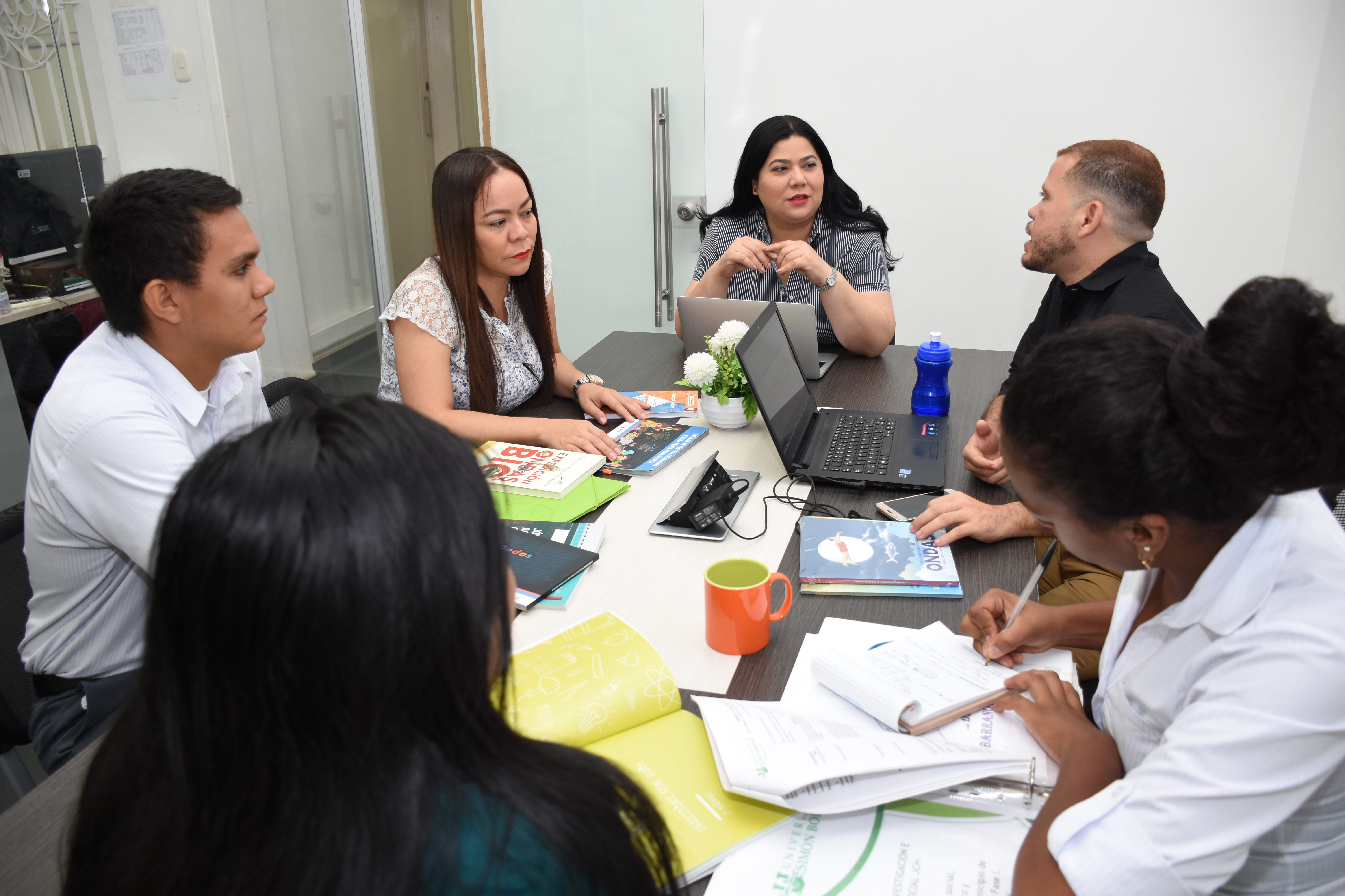 Comunicaciones Universidad Simón Bolívar Parte del equipo del Centro de Investigación en Innovación Social ‘José Consuegra Higgins’.