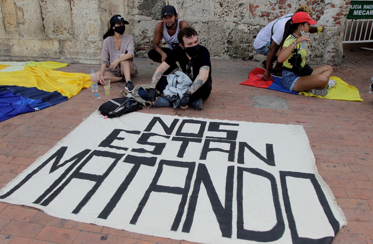Cartageneros se unieron a la protesta.