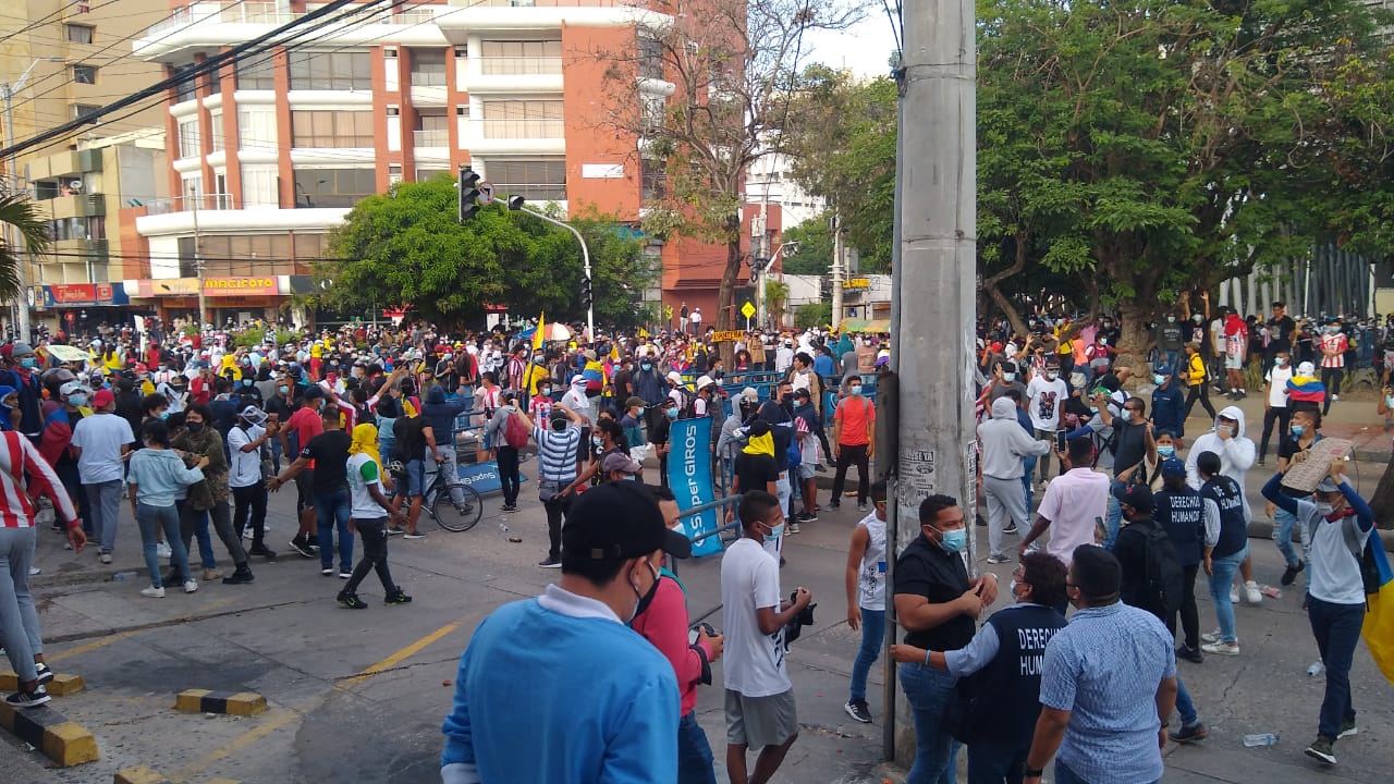 Los manifestantes del plantón.