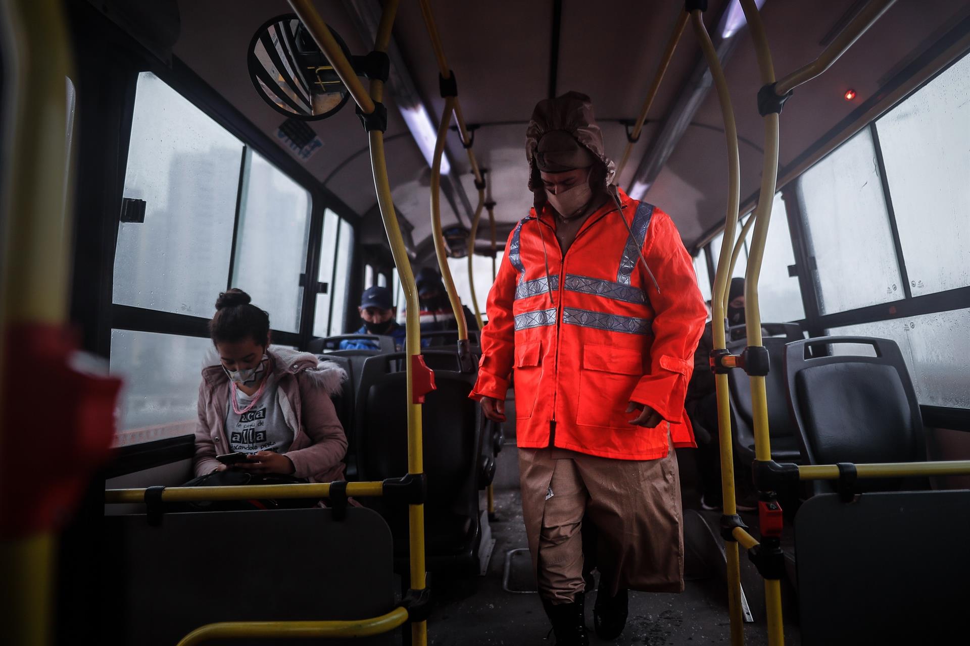 Hay también controles de la Policía en el transporte. 