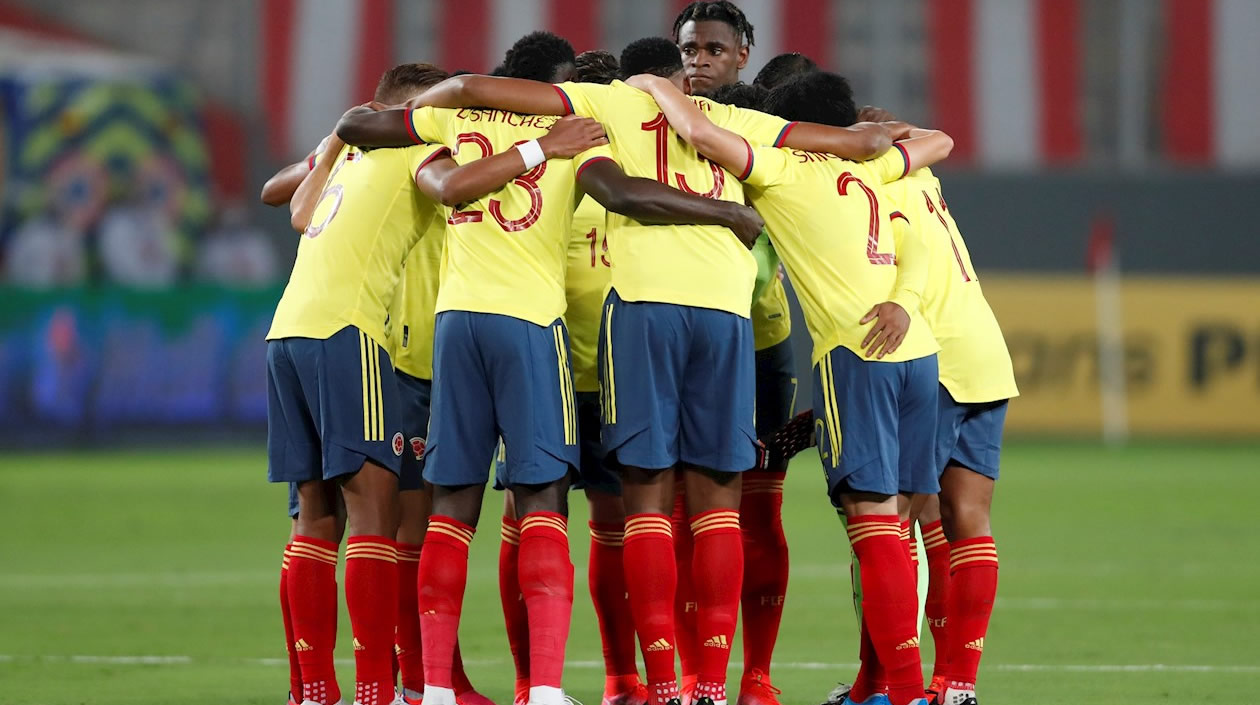 jugadores de Colombia poco antes del inicio del partido.
