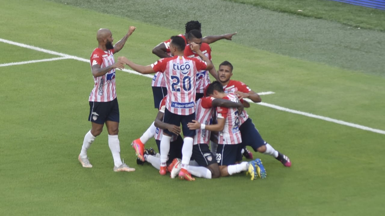 Celebración del tercer gol.