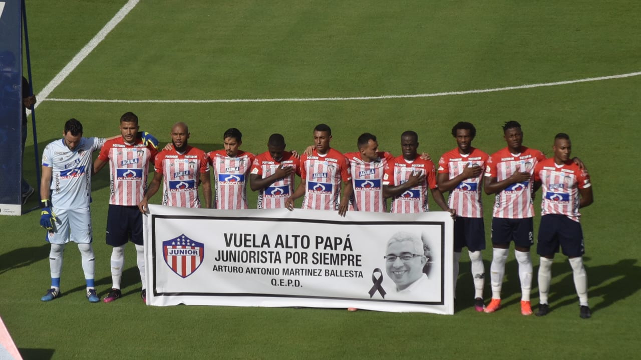 Homenaje póstumo juniorista para Arturo Antonio Martínez Ballesta.