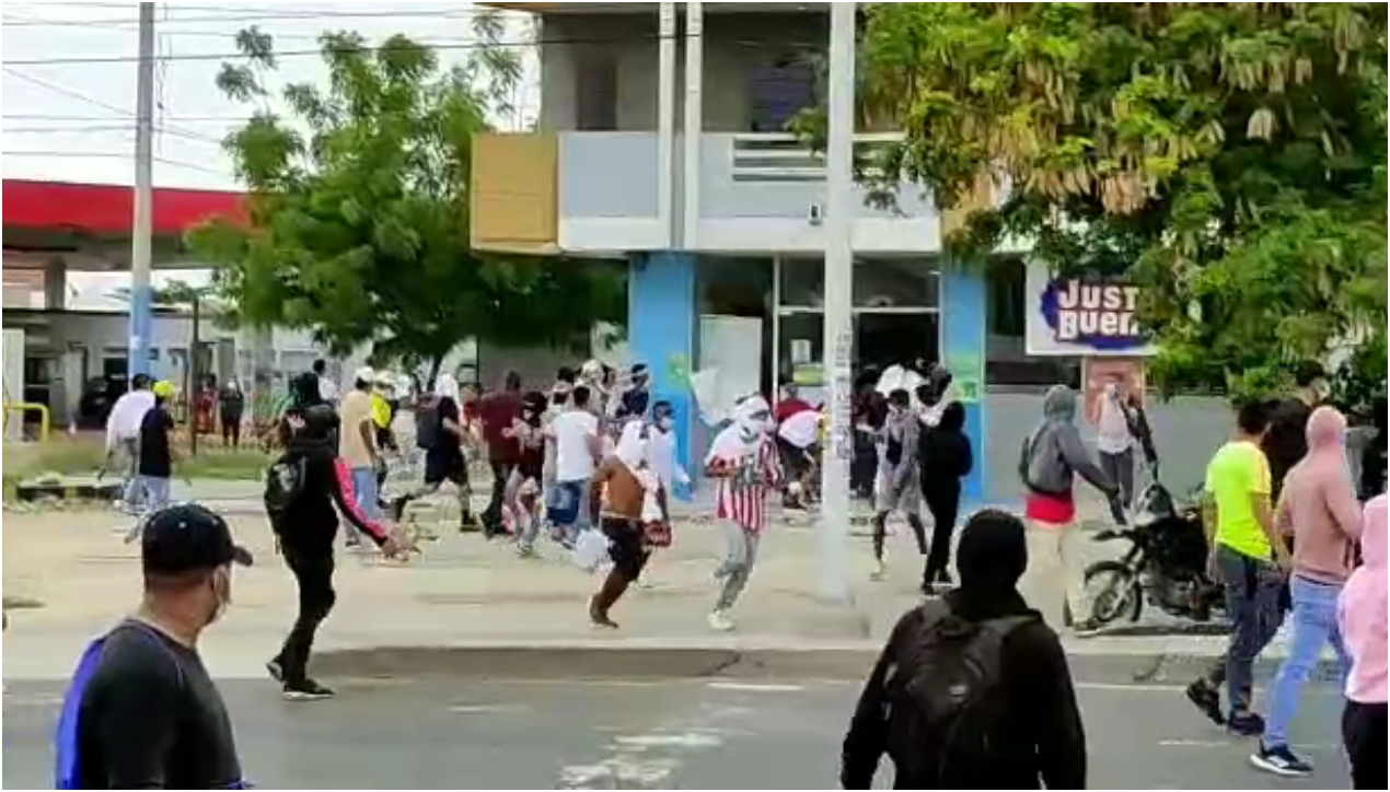 Zona Cero Saqueo en la Circunvalar 3 de mayo