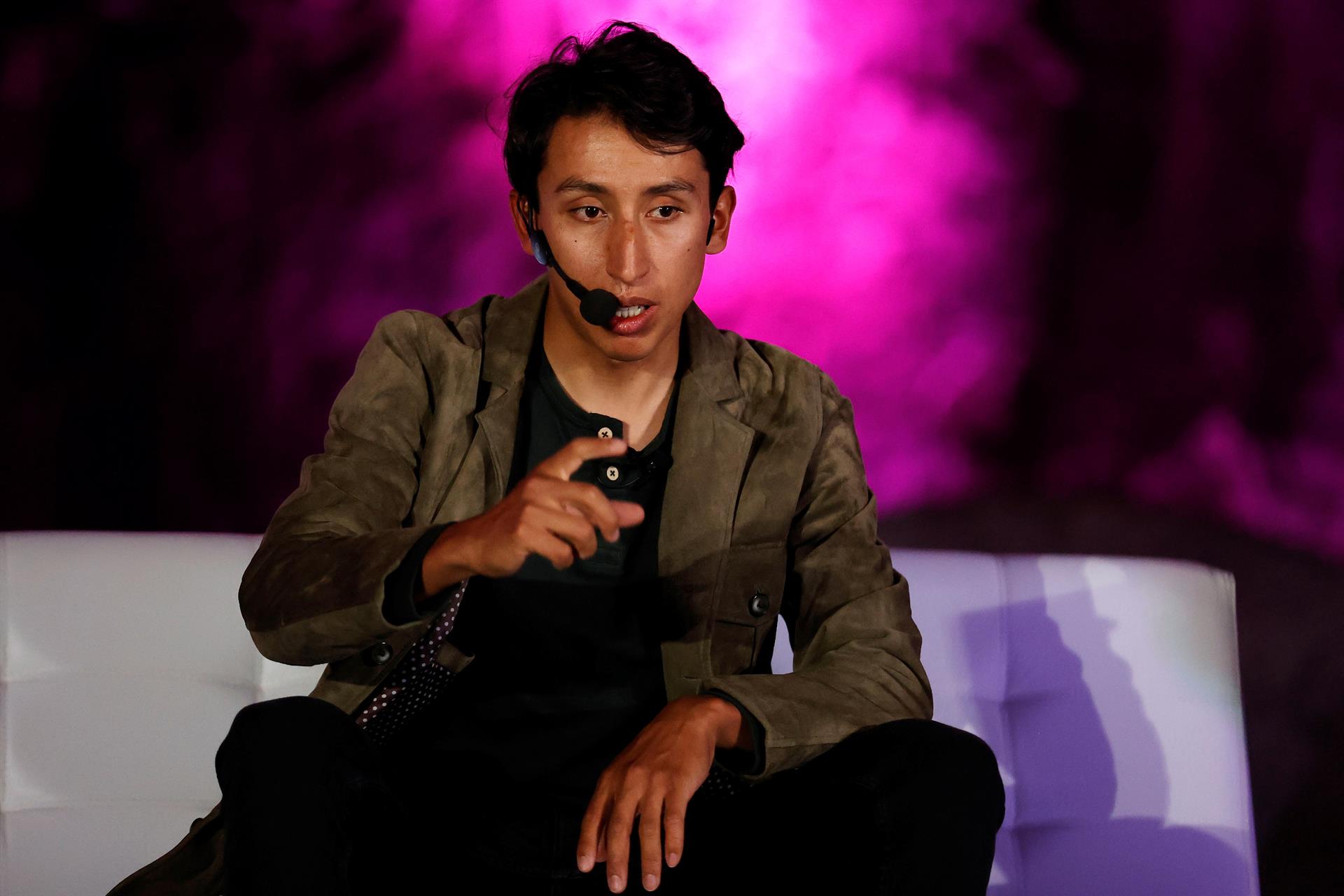Egan también participó de un conversatorio sobre las diferentes etapas del Giro. 