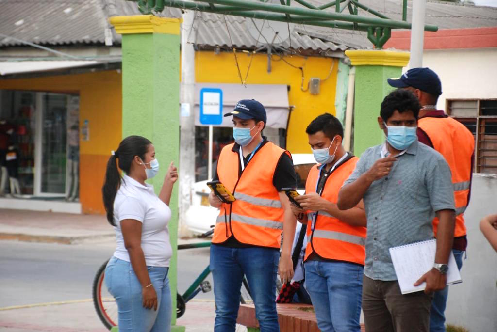 Diálogo con los ciudadanos.