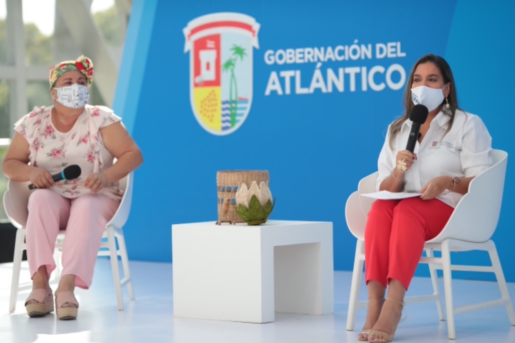 Una matrona de Pital de Megua participando en la rendición de cuentas.