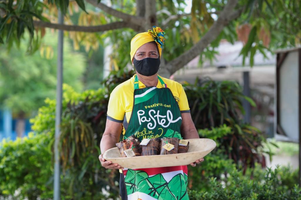 Festival de pastel en Pital de Megua.