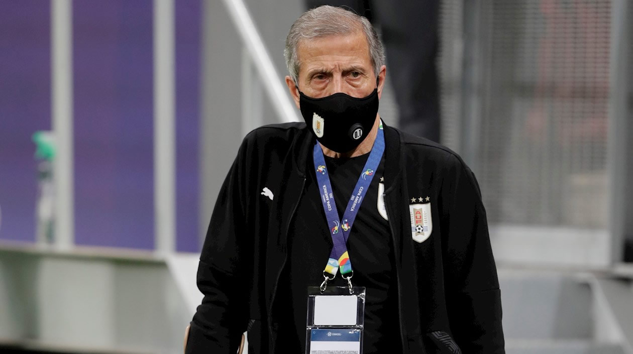 El entrenador Óscar Washington Tabárez de Uruguay 