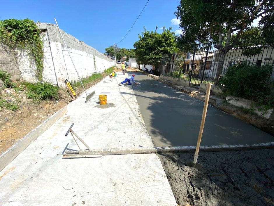 Vaciado y adecuación del concreto.