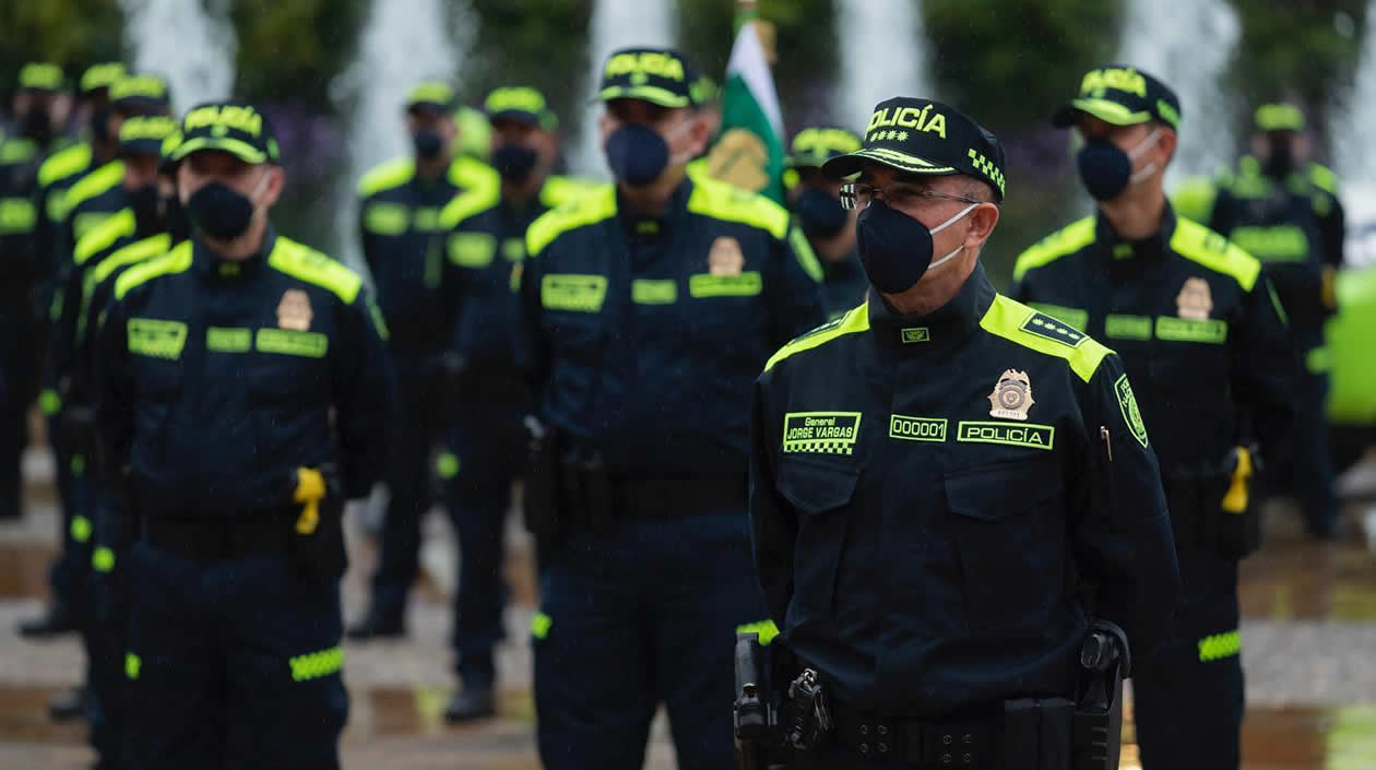 Presentación de nuevo uniforme de la Policía Nacional
