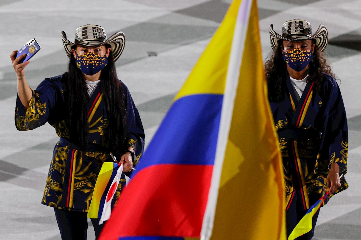 Las boxeadoras Jenny Arias e Ingrit Valencia.