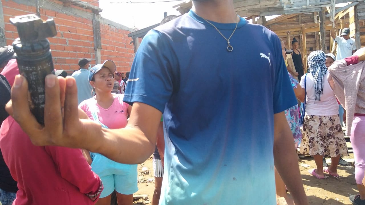 Zona Cero Imagen de uno de los artefactos que lanzó ayer el Esmad.