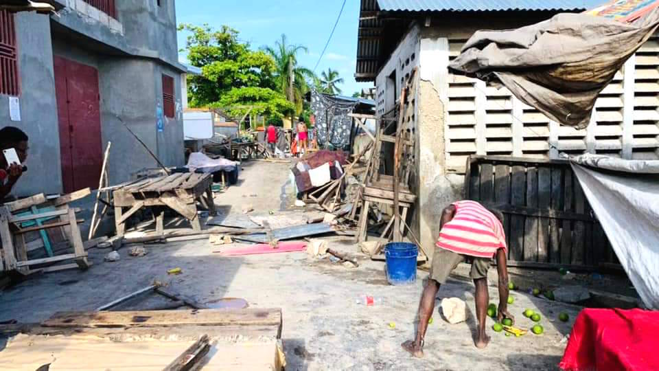 Daños materiales en las viviendas.