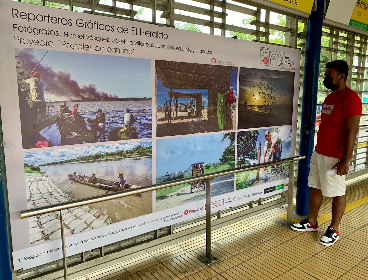Entre los artistas colombianos se encuentran fotógrafos de Barranquilla, Corozal, Maicao, Medellín y Villavicencio.