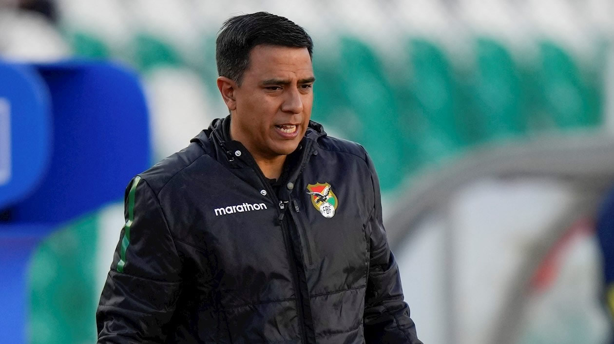 César Farías, DT de la Selección Bolivia.