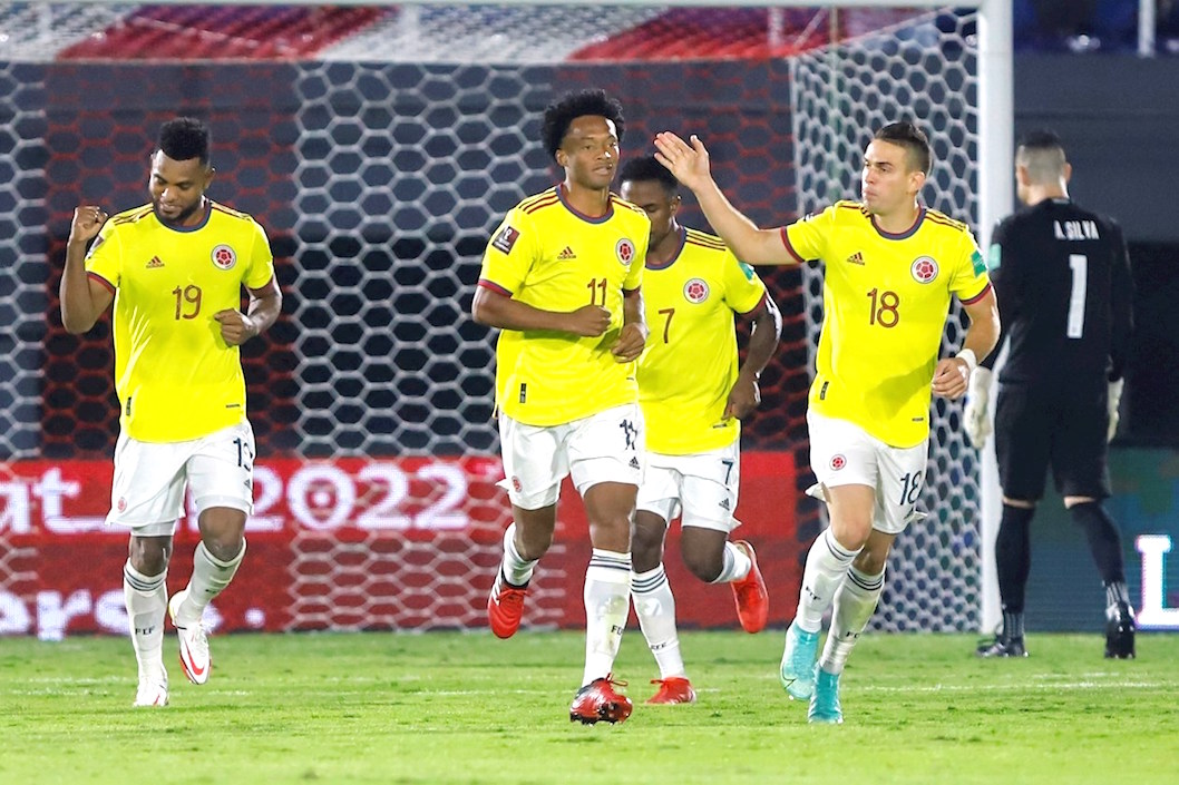 Jugadores de Colombia celebrando en Asunción.
