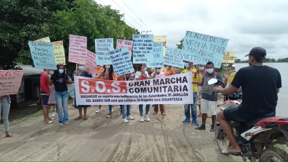 Manifestación de los magangueleños reclamando soluciones urgentes.