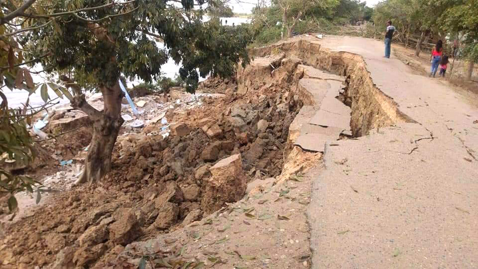 Erosión causando estragos.