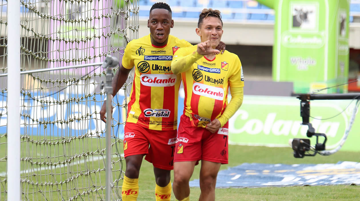 Wilfrido De la Rosa celebrando el gol 'Matecaña'.