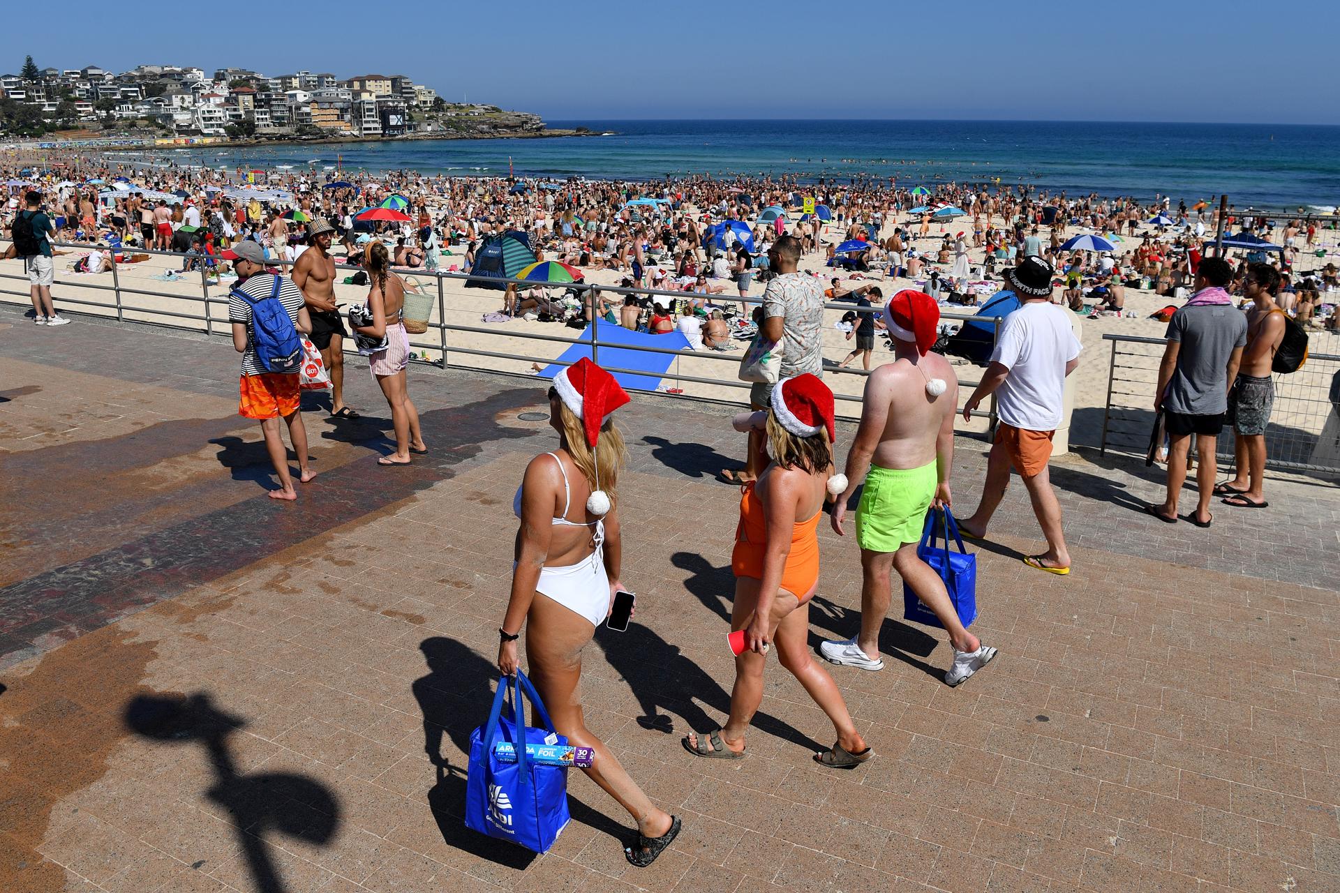   Ciudadanos se fueron masivamente a las playas de Sydney, Australia.